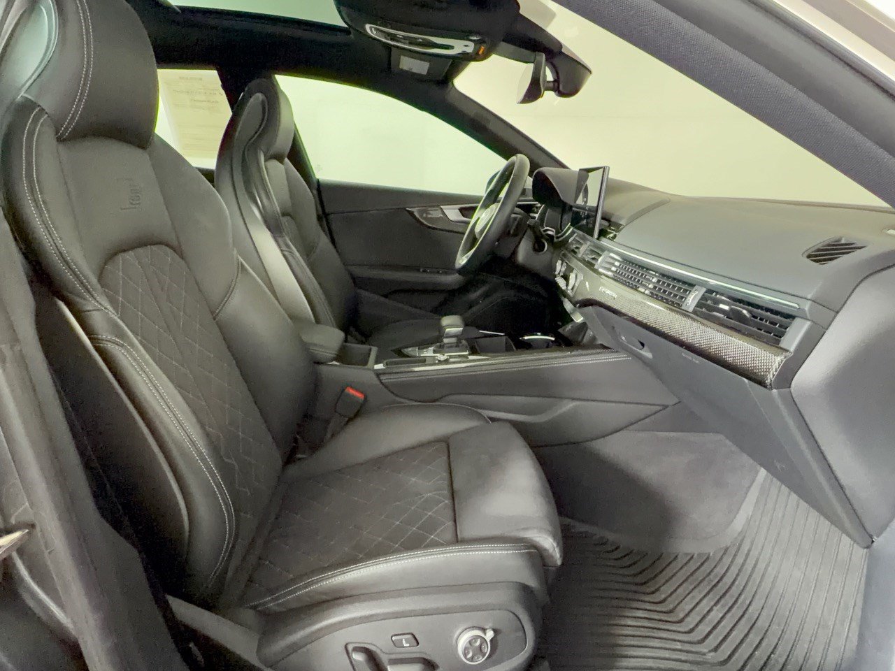 Used 2023 Audi S5 Premium Plus w/ Premium Plus Package AWD/4WD image 30