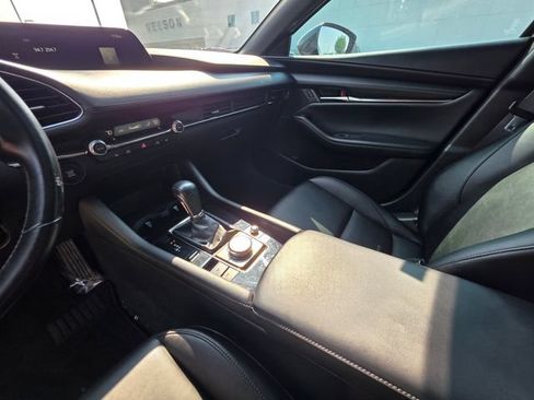 Used 2022 MAZDA MAZDA3 s AWD/4WD image 23
