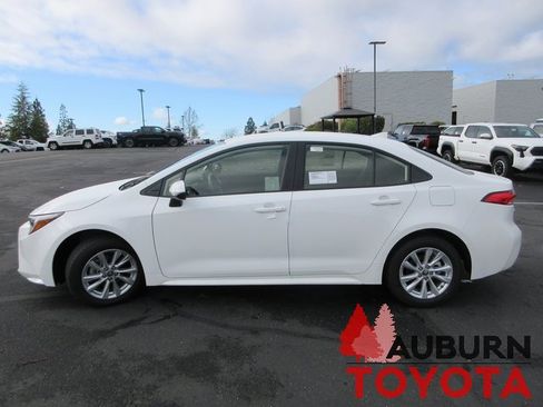 New 2026 Toyota Corolla LE image 4