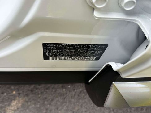 Used 2023 Hyundai Santa Fe Limited image 18