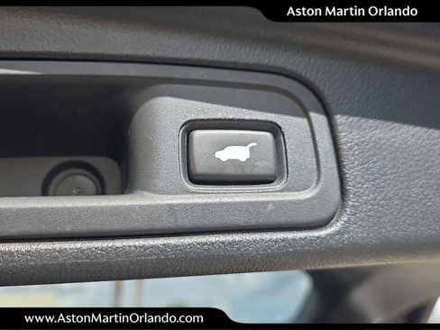 Used 2017 Honda Pilot Touring image 9