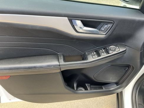 Used 2022 Ford Escape SEL AWD/4WD image 13