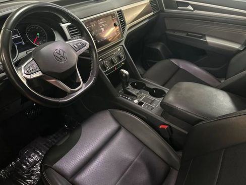 Used 2021 Volkswagen Atlas SE image 11