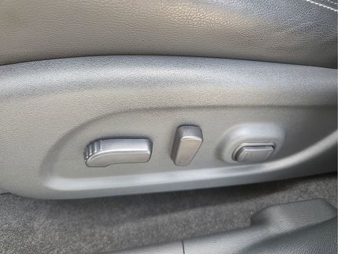 Used 2023 Nissan Murano SL w/ SL Moonroof Package FWD image 14