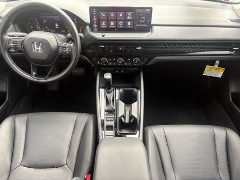 Used 2024 Honda Accord EX-L image 2