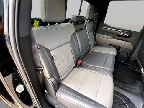 Used 2024 Chevrolet Silverado 1500 ZR2 AWD/4WD image 19