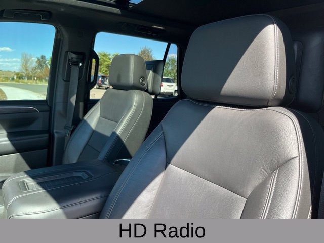 Used 2021 Chevrolet Tahoe Z71 w/ Z71 Off-Road Package AWD/4WD image 15