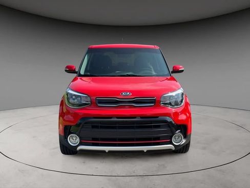 Used 2018 Kia Soul ! FWD image 2