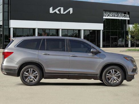 Used 2017 Honda Pilot EX-L image 7