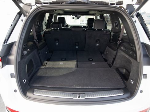 Used 2024 Jeep Grand Cherokee L Summit image 11