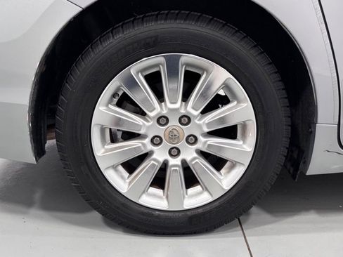 Used 2011 Toyota Sienna Limited w/ Premium Pkg image 33