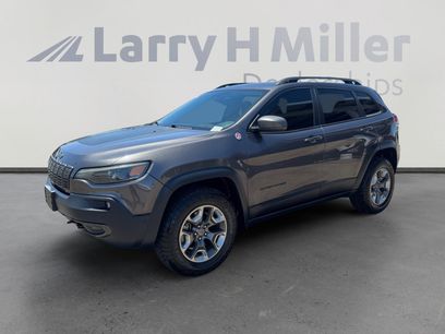 Used 2019 Jeep Cherokee Trailhawk