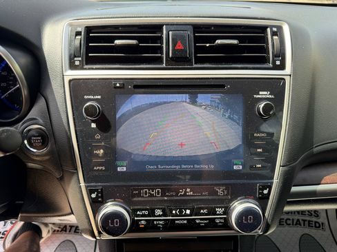 Used 2018 Subaru Outback 3.6R Limited AWD/4WD image 23