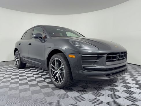 New 2026 Porsche Macan AWD/4WD image 7