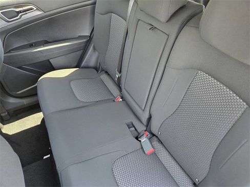 New 2026 Kia Sportage LX image 20