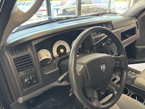 Used 2009 Dodge Dakota Big Horn RWD image 15