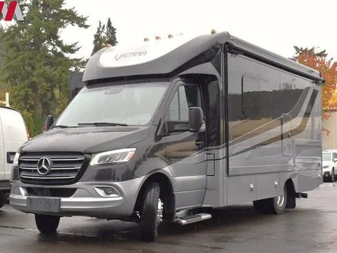 Used 2019 Mercedes-Benz Sprinter 170 image 11