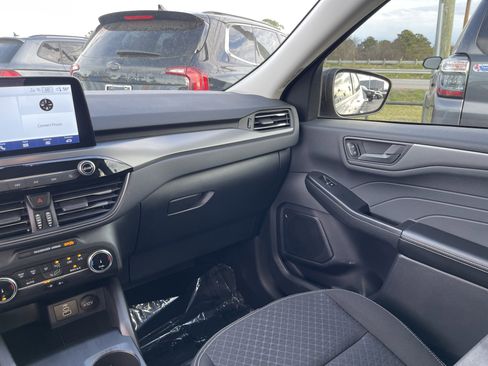 Used 2024 Ford Escape Active image 32