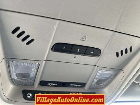 Used 2021 GMC Terrain SLT w/ Elevation Edition AWD/4WD image 17