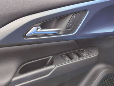 New 2026 Chevrolet Equinox EV LT w/ LPO, All-Weather Mat Package image 22