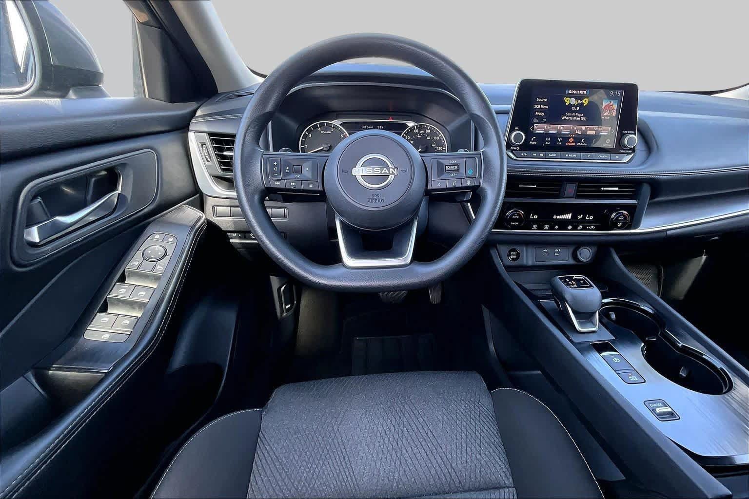 Used 2024 Nissan Rogue SV FWD image 6