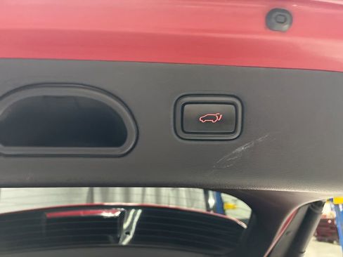 Used 2022 Kia Sportage EX image 15