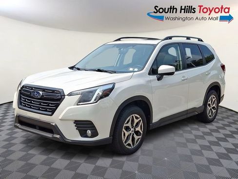 Used 2022 Subaru Forester Premium AWD/4WD image 3