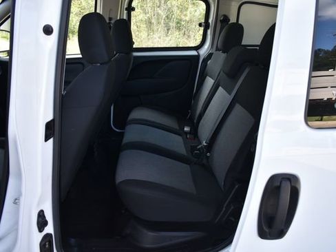 Used 2018 RAM ProMaster City Tradesman image 11