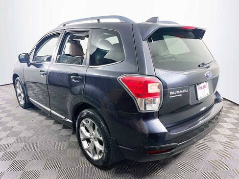 Used 2018 Subaru Forester 2.5i Touring image 6