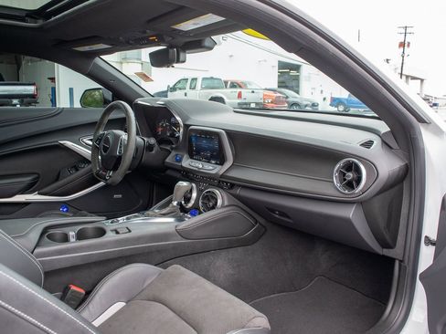 Used 2023 Chevrolet Camaro SS image 32