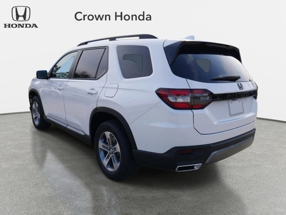 New 2026 Honda Pilot EX-L image 2