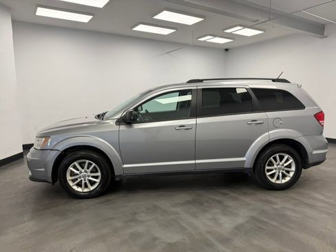 Used 2017 Dodge Journey SE w/ Flexible Seating Group FWD image 7
