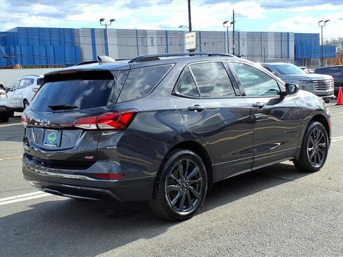 Certified 2023 Chevrolet Equinox RS w/ LPO, Floor Liner Package image 7