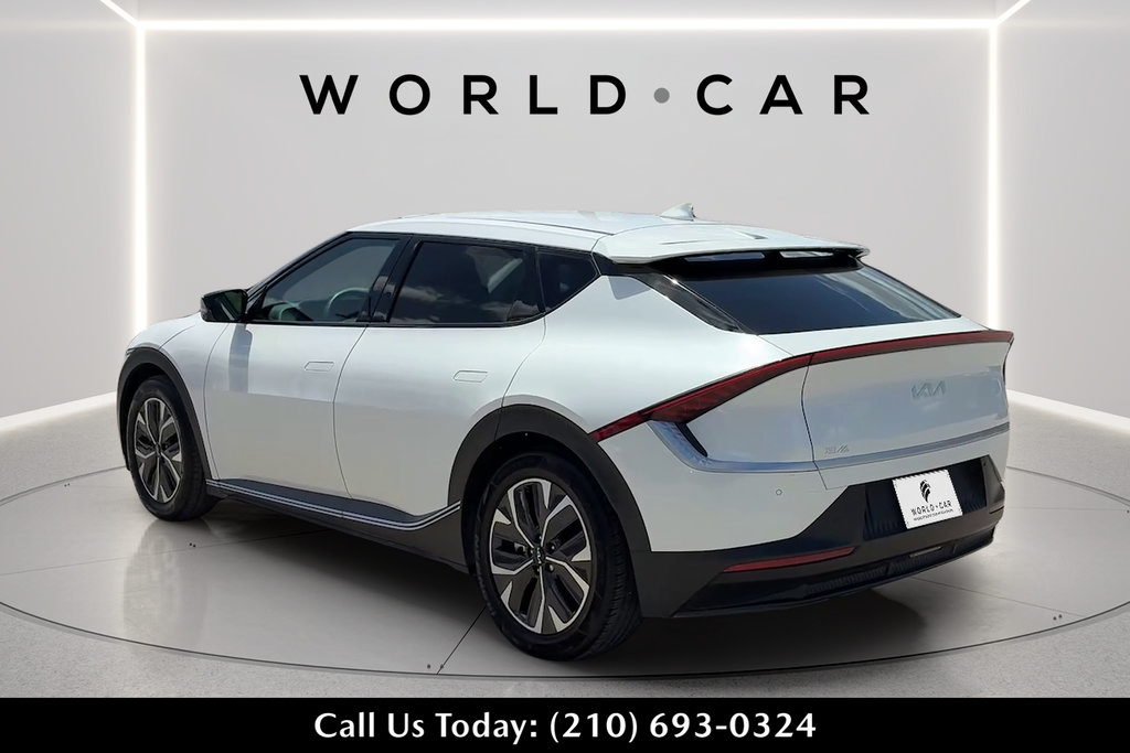 Used 2024 Kia EV6 Light RWD image 5