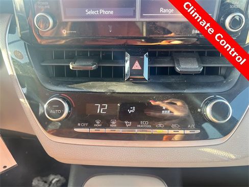 Used 2022 Toyota Corolla LE image 36