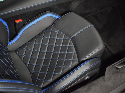 Used 2019 Lamborghini Aventador S image 20