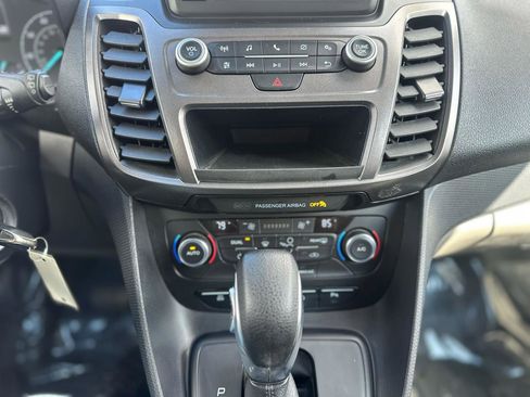 Used 2020 Ford Transit Connect XL image 18