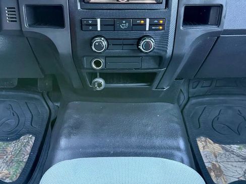 Used 2013 Ford F150 XL w/ Trailer Tow Pkg image 29
