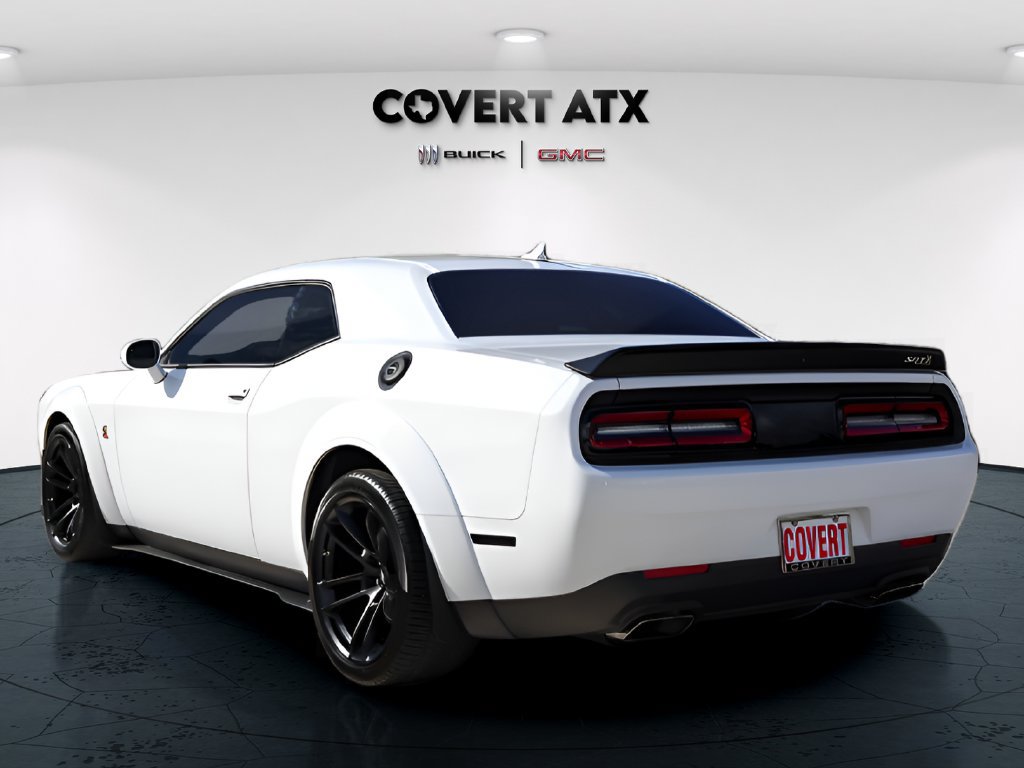 Used 2022 Dodge Challenger R/T Scat Pack RWD image 5
