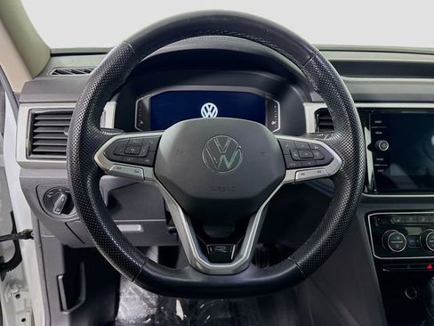 Used 2023 Volkswagen Atlas SEL Premium image 12