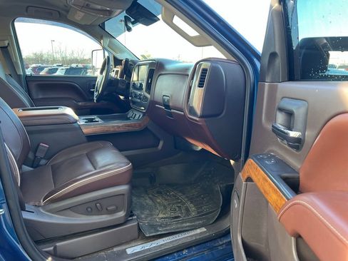 Used 2016 Chevrolet Silverado 2500 High Country w/ Duramax Plus Package image 10