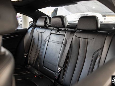 Used 2018 BMW 530i xDrive w/ Premium Package AWD/4WD image 20