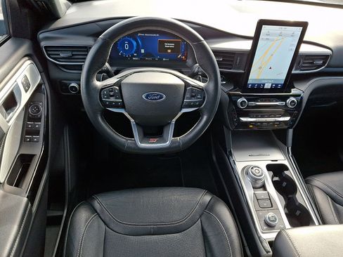 Certified 2022 Ford Explorer ST w/ Equipment Group 401A image 11