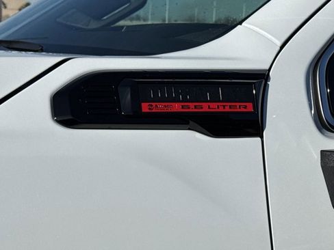 New 2026 GMC Sierra 2500 Denali w/ Denali Reserve Package image 12