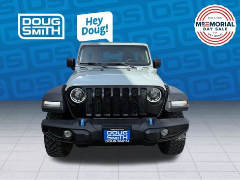 Used 2023 Jeep Wrangler Unlimited w/ Cold Weather Group AWD/4WD image 6