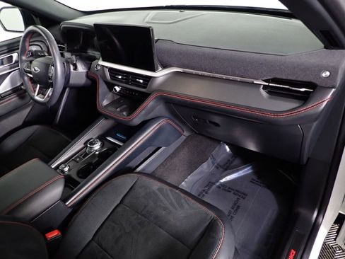 Used 2025 Ford Explorer ST image 44