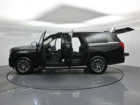 Certified 2025 Ford Expedition Max Platinum AWD/4WD image 35