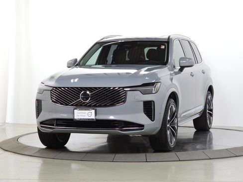 Certified 2026 Volvo XC90 B6 Plus AWD/4WD image 4
