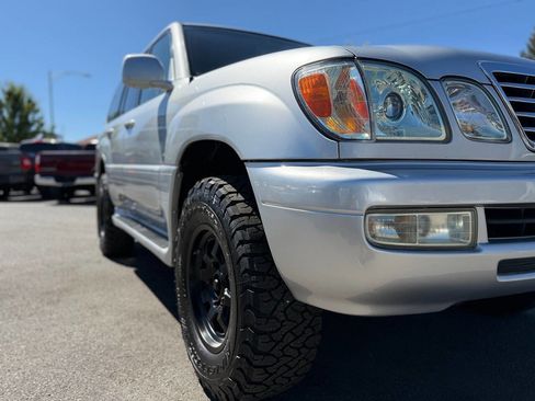 Used 2006 Lexus LX 470 4WD image 18