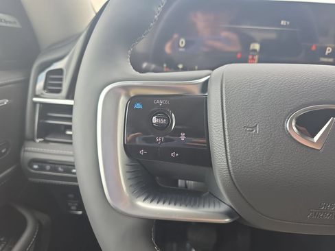 Used 2026 INFINITI QX80 Luxe AWD/4WD image 17